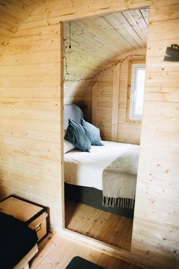Penbedw Uchaf Estate - Rural Retreats, Tennis 몰드 외부 사진